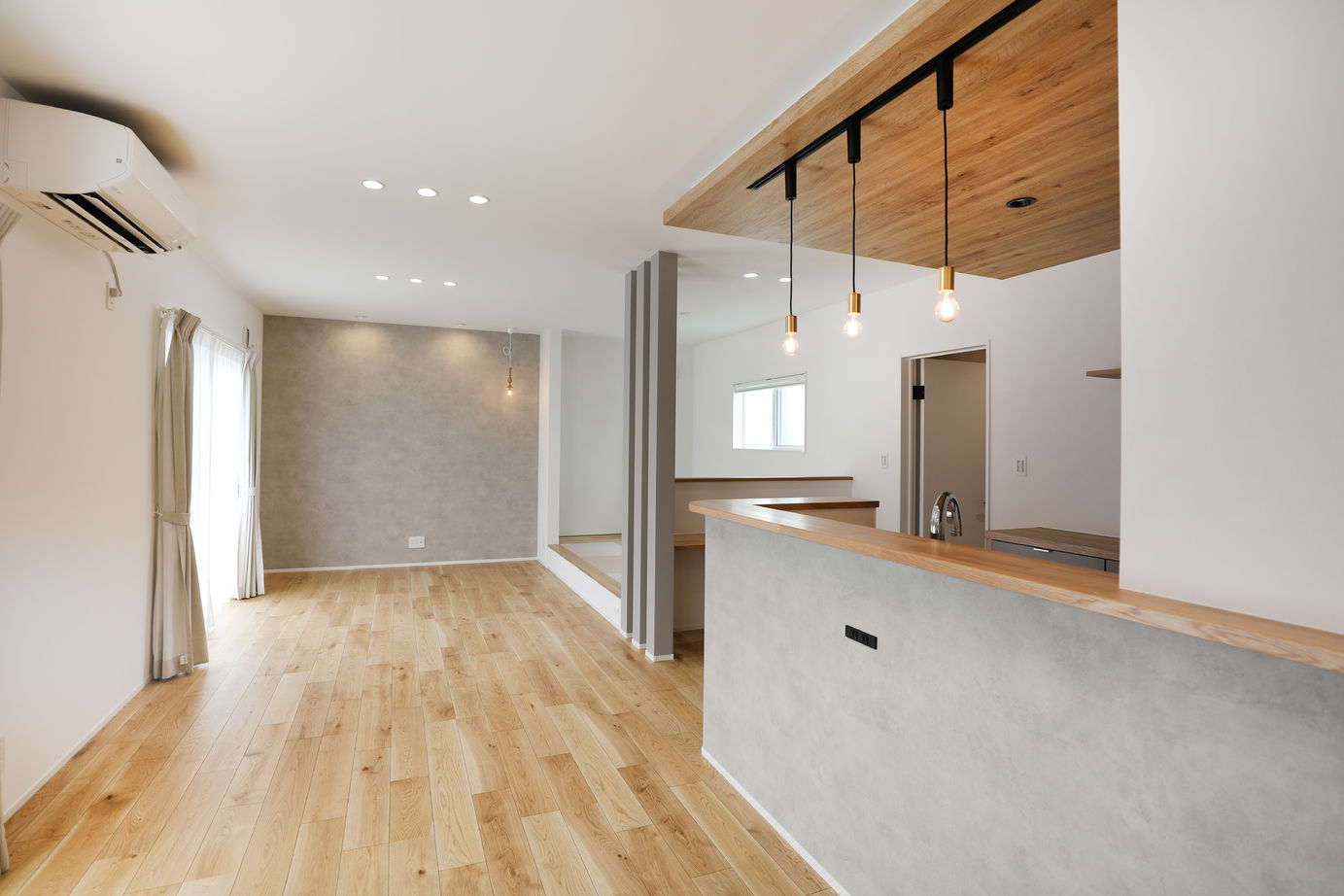 A&Cテクノハウス 【2000万円台前半/廿日市市】大きなファミリークロークがある収納上手な家の建築実例画像4