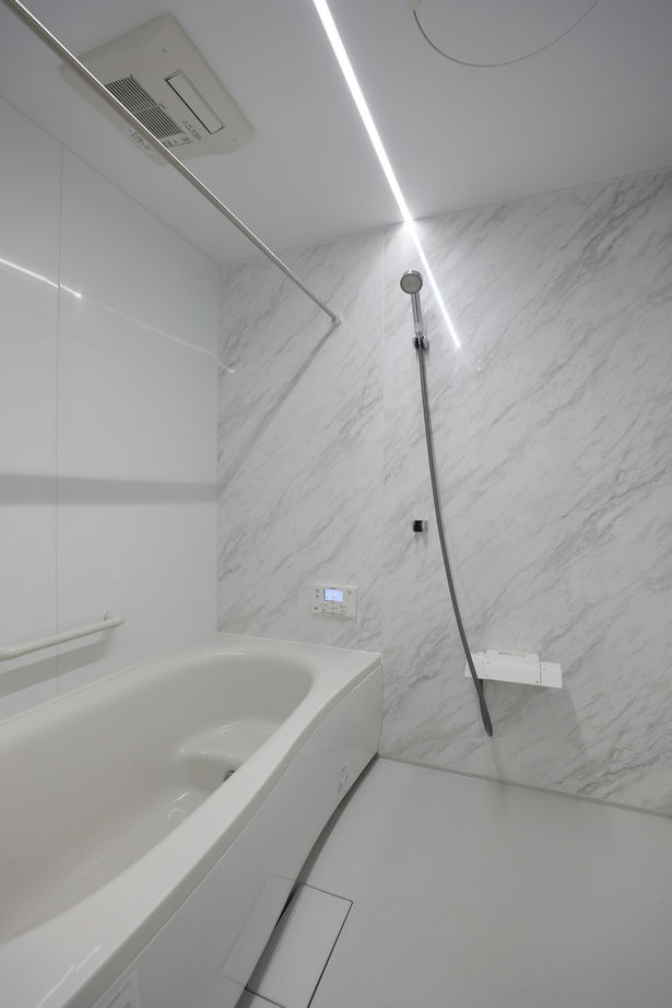 A&Cテクノハウス 【2000万円台前半/廿日市市】大きなファミリークロークがある収納上手な家の建築実例画像10