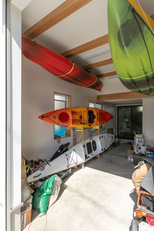 新産住拓 【2階建て／46.1坪／間取り図あり／2階リビング／ガレージ】5層構造で叶えたジャングルジムのような住まいの建築実例画像13