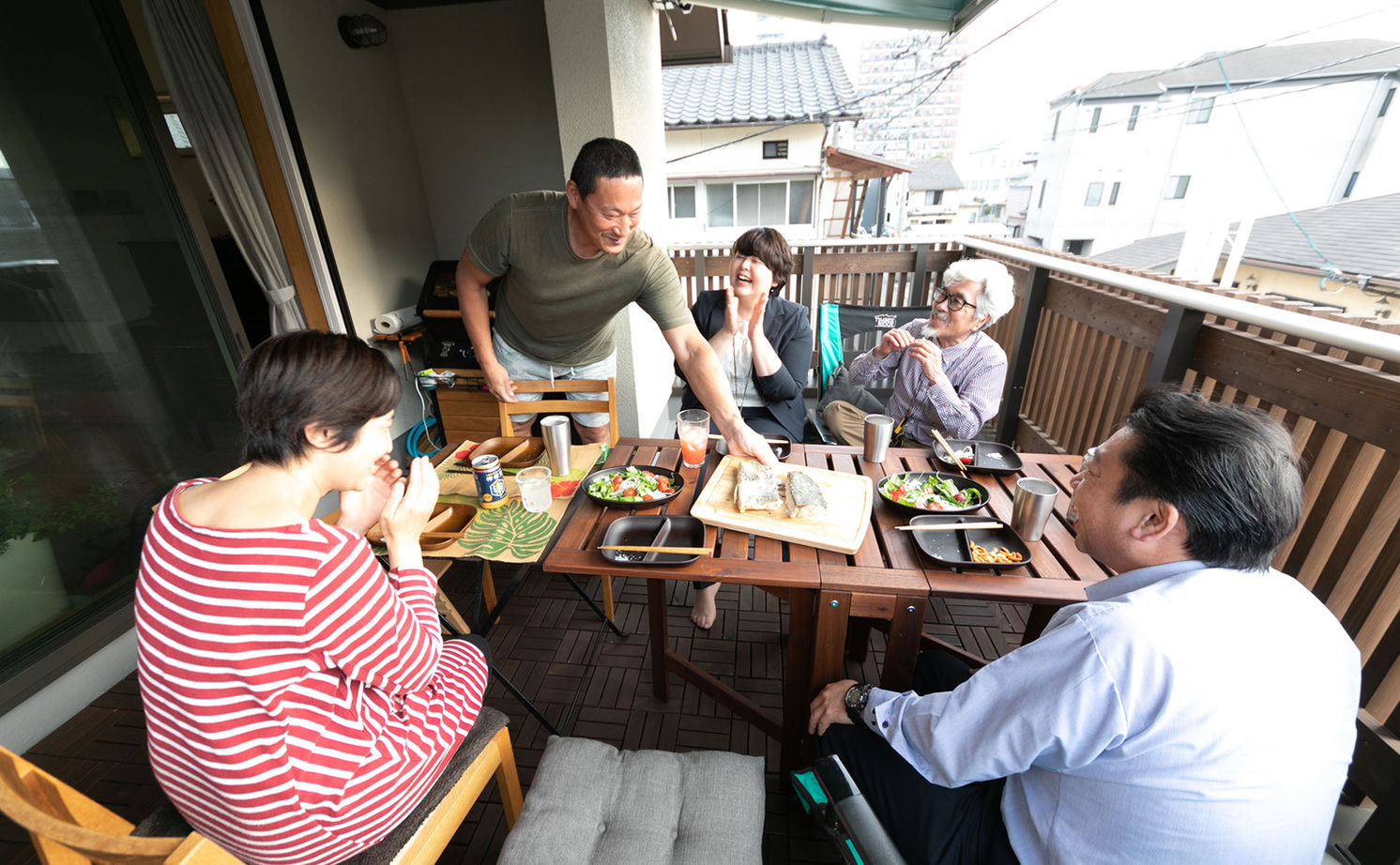 新産住拓 【2階建て／46.1坪／間取り図あり／2階リビング／ガレージ】5層構造で叶えたジャングルジムのような住まいの建築実例画像18