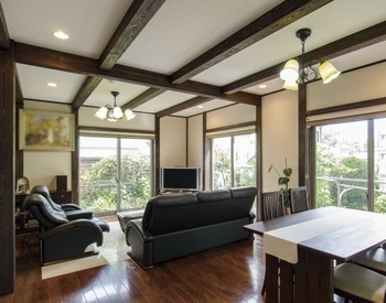 古河林業 【二世帯住宅/自然素材/和モダン/サウナ】爽やかな笑顔が生まれる。個性が息づく二世帯住宅「無垢の家」の建築実例画像3