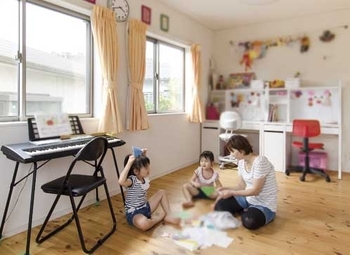 古河林業 【二世帯住宅/自然素材/和モダン/サウナ】爽やかな笑顔が生まれる。個性が息づく二世帯住宅「無垢の家」の建築実例画像4