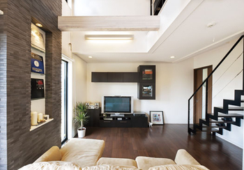 古河林業 【ウッドデッキ/高台/吹抜け】眺望をもインテリアとしてデザイン　いつも家族を近くに感じられる家の建築実例画像7