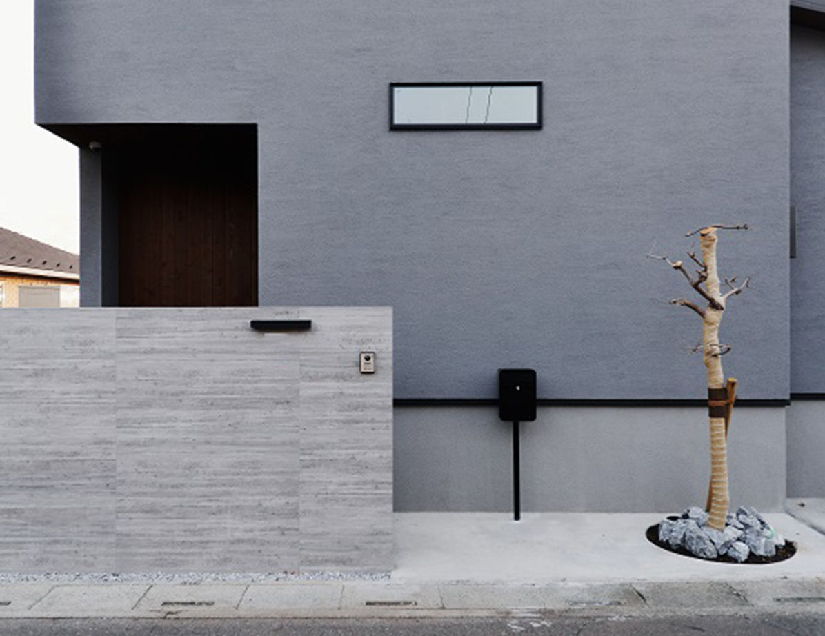 古河林業 【ヴィンテージ/自然素材/吹抜け】無骨すぎないインダストリアルな空間。無垢材の温かみと陽光注ぐ明るい家の建築実例画像14