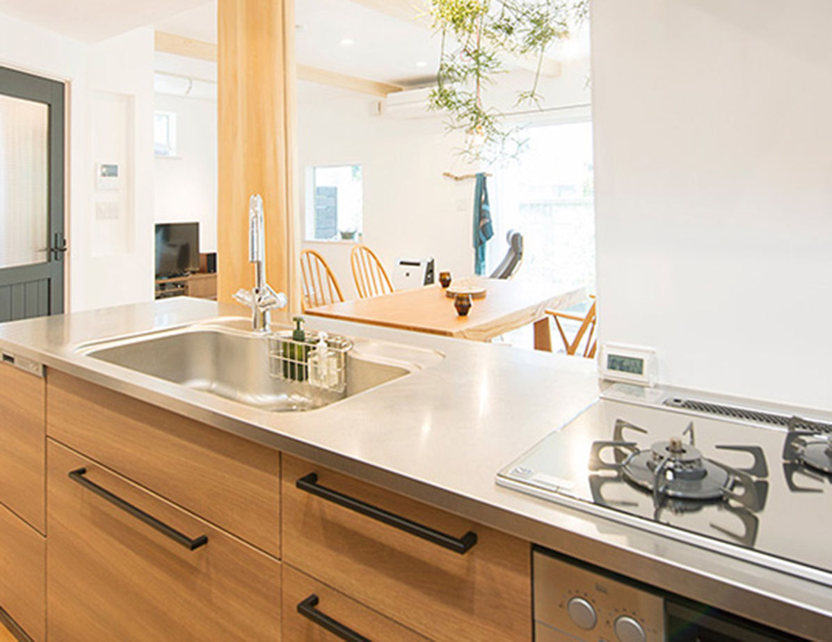 古河林業 【完全分離型二世帯住宅/自然素材】100％国産材で建てる木の家。大黒柱が支える光あふれる爽やかな暮らしの建築実例画像6