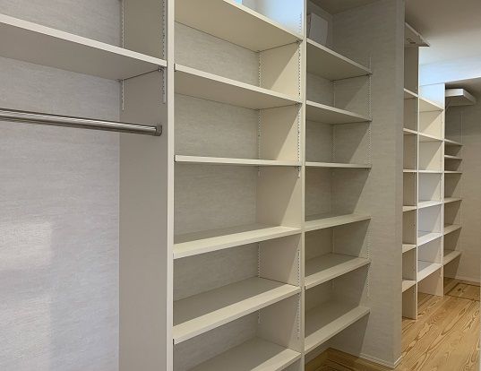 古河林業 【平屋/栃木県/自然素材/収納充実】仕事場の農園と隣接する暮らしに寄り添う、眺望愉しむ心穏やかな木の家の建築実例画像17