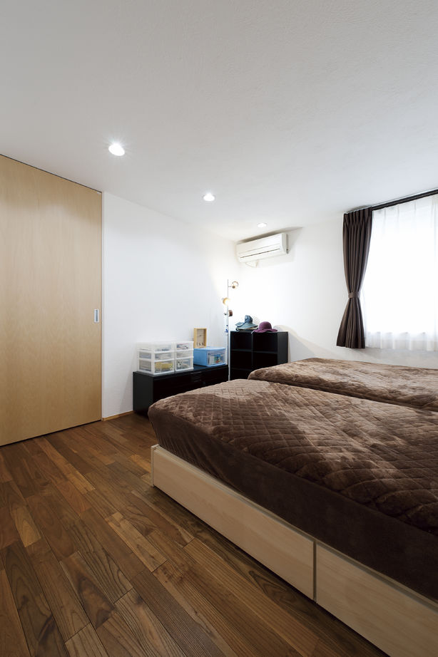 彩ハウス 選び抜かれた天然木と、高い住宅性能を兼ね備えた、1年中快適な平屋住宅の建築実例画像5