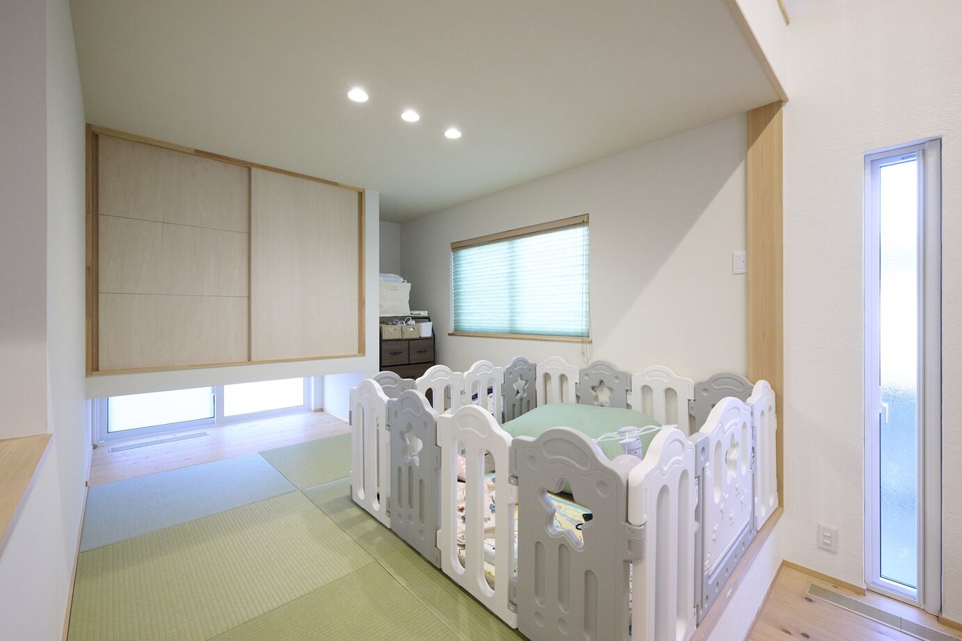 彩ハウス 木の温もりと全館空調で、赤ちゃんと大型犬も快適に過ごせる家の建築実例画像5