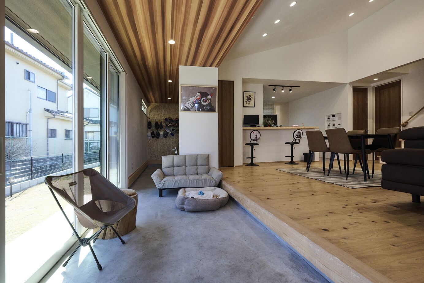 彩ハウス 木の温もりと全館空調で、赤ちゃんと大型犬も快適に過ごせる家の建築実例画像6