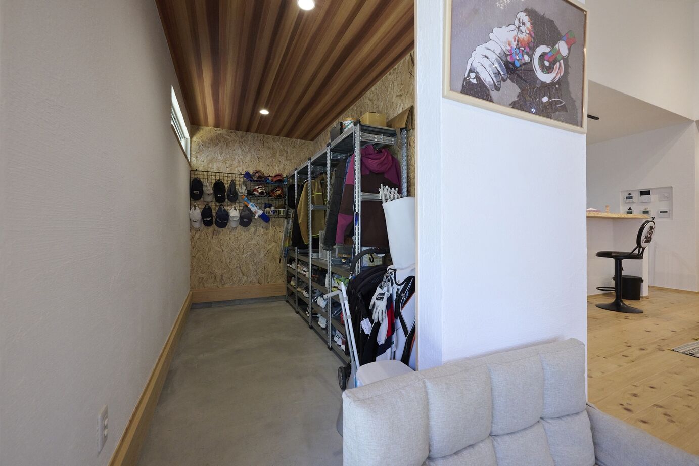 彩ハウス 木の温もりと全館空調で、赤ちゃんと大型犬も快適に過ごせる家の建築実例画像7