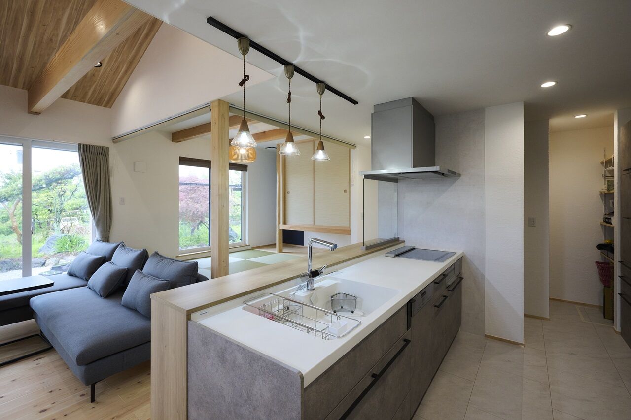 彩ハウス 趣深い令和の和モダン。見た目だけではない機能的な美しさが光る平屋の建築実例画像5