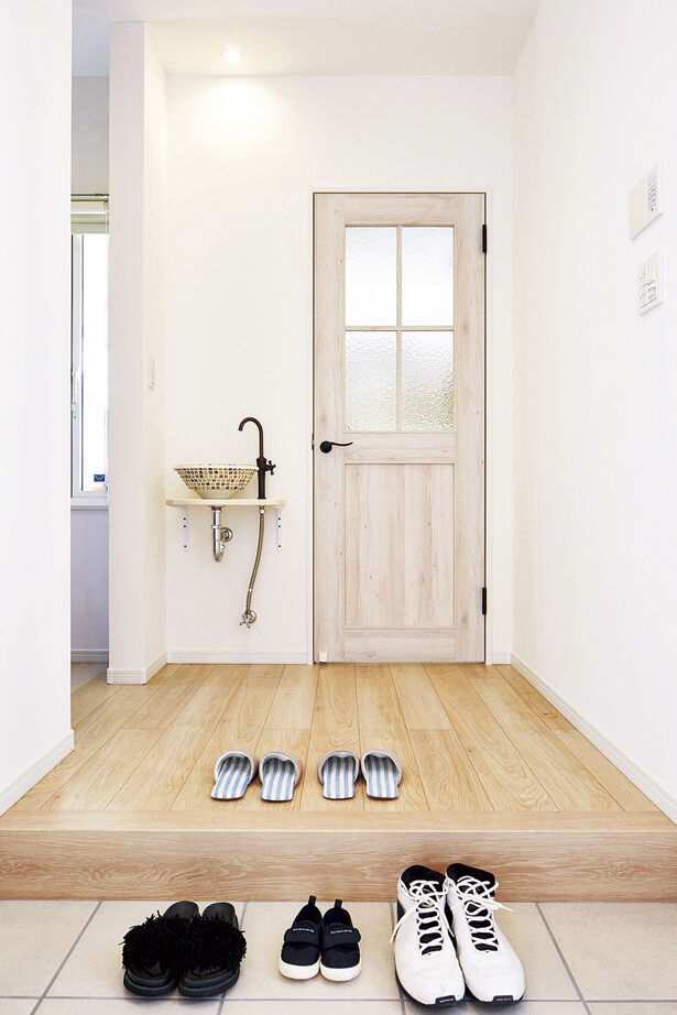 丸良木材・パナソニックビルダーズグループ 【和歌山県/3000万円台/車2台/間取り有】耐震等級3。安心の平屋風2階建て。のびのび遊べるつながりの家の建築実例画像4