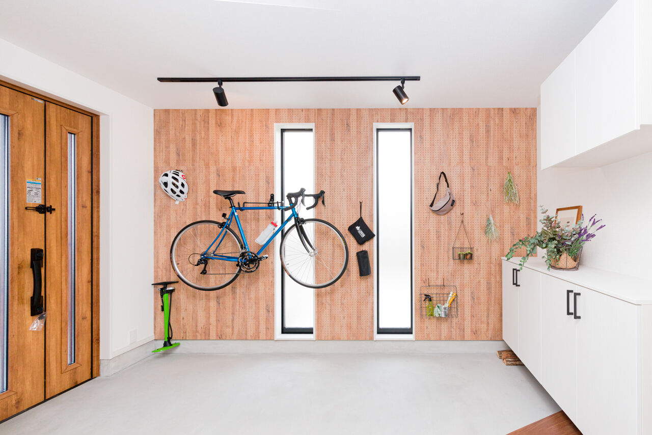 丸良木材・パナソニックビルダーズグループ 【和歌山県/2000万円台/LDK21帖/間取り有】室内窓で家族の距離が近く、会話と笑顔が広がる温かな家の建築実例画像2