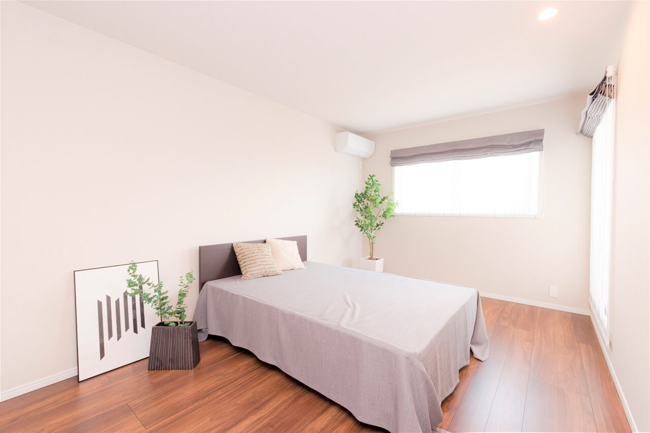 丸良木材・パナソニックビルダーズグループ 【和歌山県/2000万円台/LDK21帖/間取り有】室内窓で家族の距離が近く、会話と笑顔が広がる温かな家の建築実例画像8