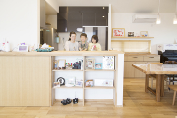 タケイ 【間取図あり】ランニングコストを抑えた和モダンな家。１階に生活空間をまとめて老後も安心の建築実例画像2