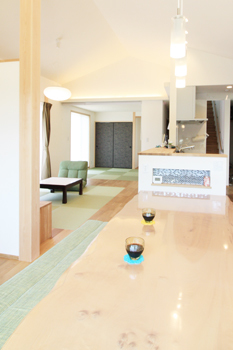 タケイ 【間取図あり】ランニングコストを抑えた和モダンな家。１階に生活空間をまとめて老後も安心の建築実例画像4