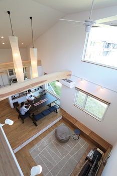 タケイ 【間取図あり】性能×吹抜けで、部屋の温度差がない涼温な家。木格子や坪庭など和の空気感が素敵の建築実例画像2