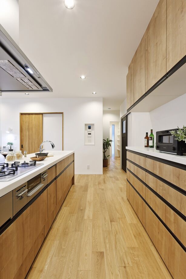 宮本工務店 一級建築士事務所 【狭山市/37.6坪/3000万円台】 回遊できる動線が便利なカフェ風の住まいの建築実例画像7