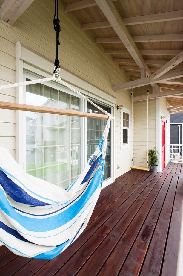 ブリリアントホーム 【2000万円台/30坪台】ラップサイディングとフロントのカバードポーチが印象的 アーリーアメリカンな住まいの建築実例画像2