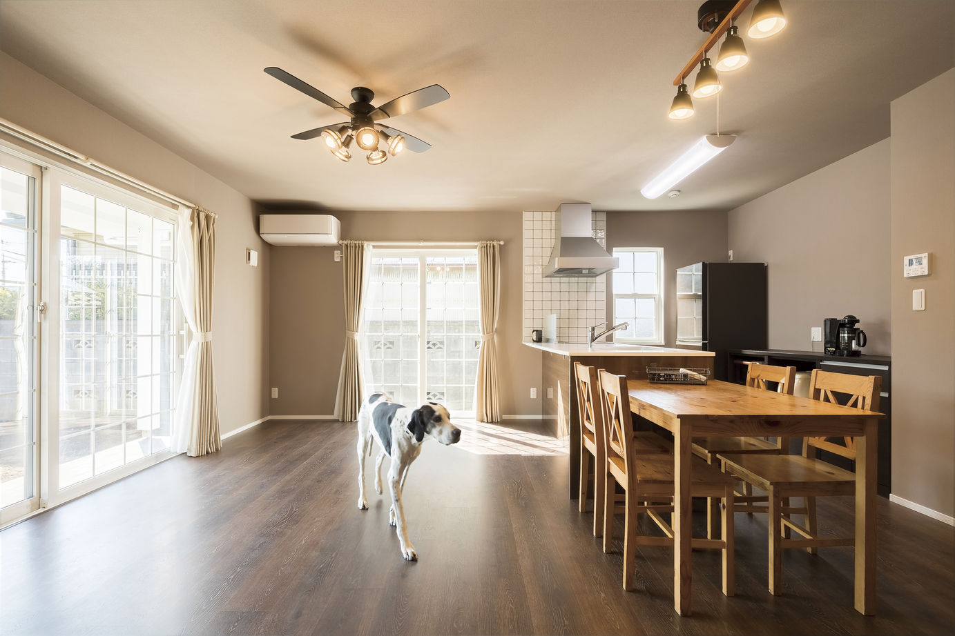 ブリリアントホーム 【1000万円台/20坪台/間取り図】広々リビングに家族が集まる 愛犬と快適に過ごす平屋の輸入住宅の建築実例画像3