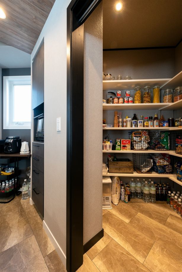 ブリリアントホーム 【3000万円台/40坪台/間取り図/吹き抜け】コンテンポラリーなエッセンスを加えたスタイリッシュで美しい家の建築実例画像6