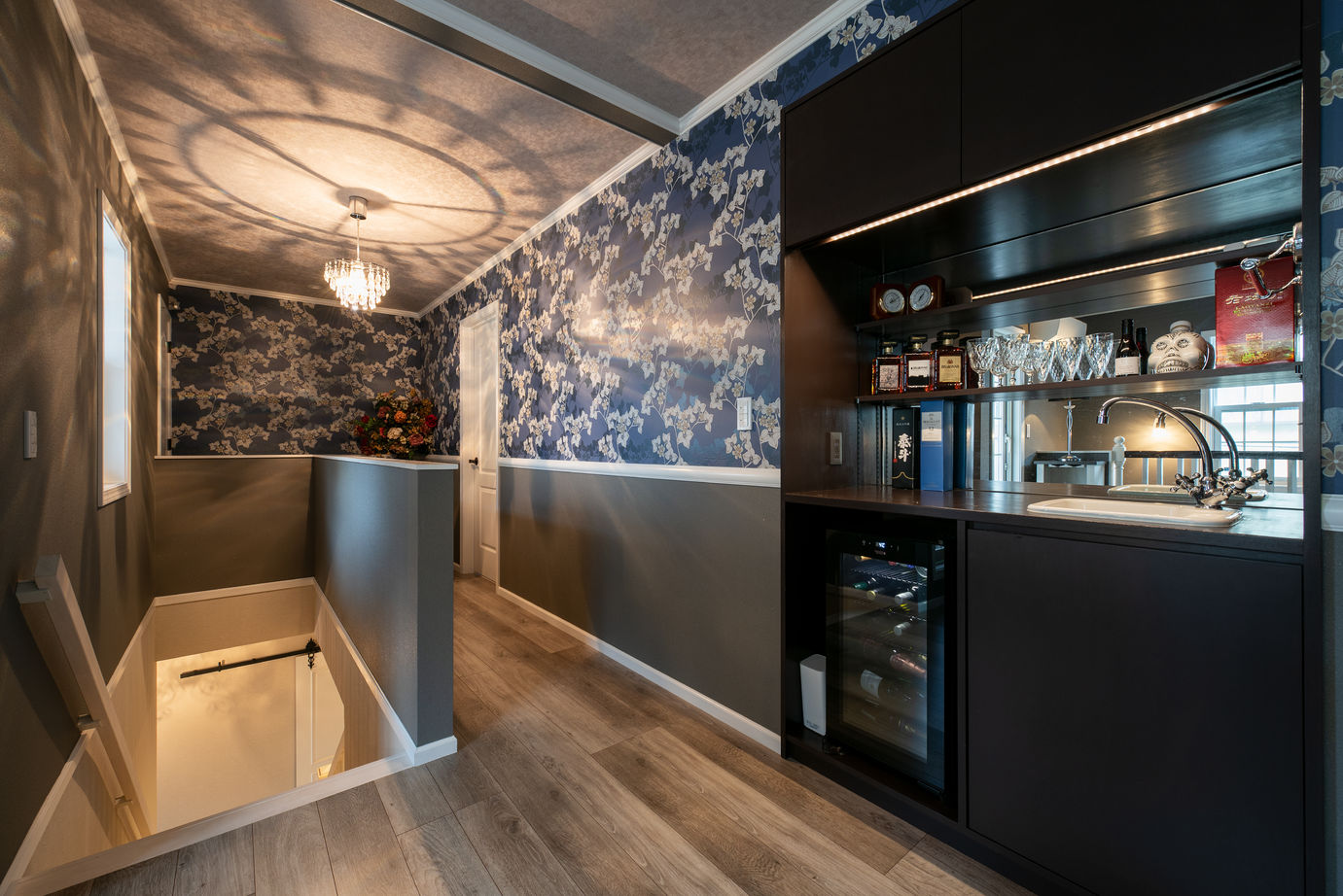 ブリリアントホーム バーカウンターやインナーガーデンでお酒が楽しめる、リゾートホテルのような大人の家（間取り図有り）の建築実例画像6