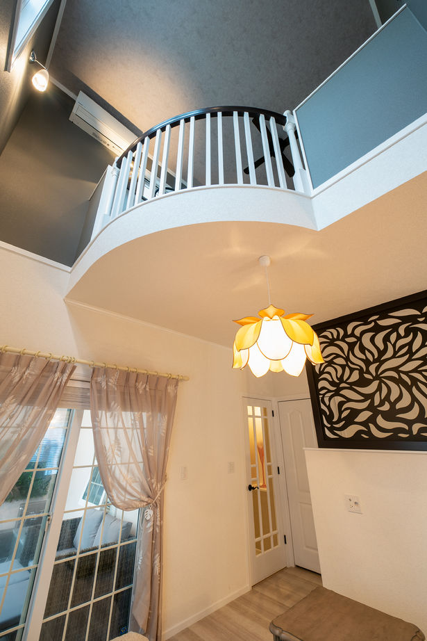 ブリリアントホーム バーカウンターやインナーガーデンでお酒が楽しめる、リゾートホテルのような大人の家（間取り図有り）の建築実例画像10