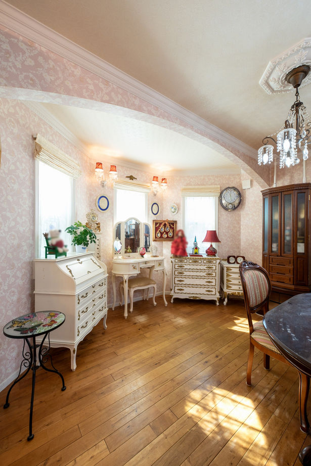 ブリリアントホーム 【2000～2499万円/30坪台/間取り図】パノラマ塔屋が目を引く、クイーンアンスタイルの優雅な住まいの建築実例画像5