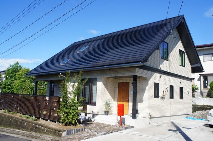 Suumo 憧れの白いタイルの大屋根の家 北洲ハウジング の建築実例詳細 注文住宅