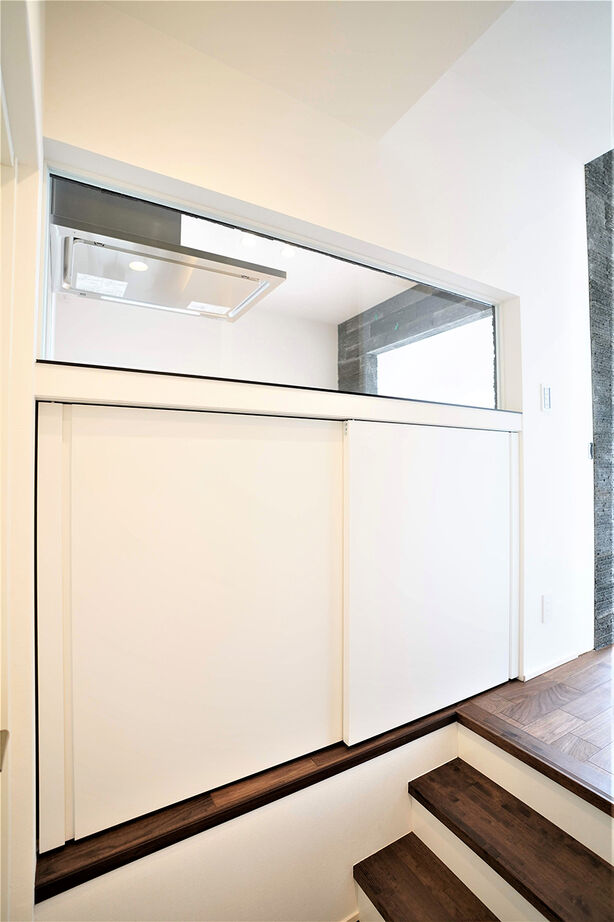 トスコEASEL 【愛知/土地20坪台/狭小/スキップフロア/3階建て/2LDK/理想の間取り】広い土間のある３階建ての狭小住宅の建築実例画像8