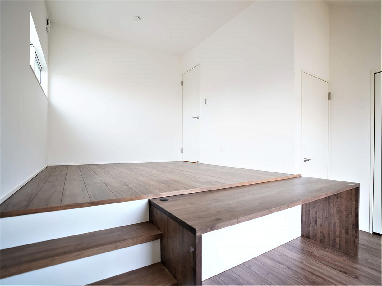 トスコEASEL 【愛知/土地20坪台/狭小/スキップフロア/3階建て/2LDK/理想の間取り】広い土間のある３階建ての狭小住宅の建築実例画像9