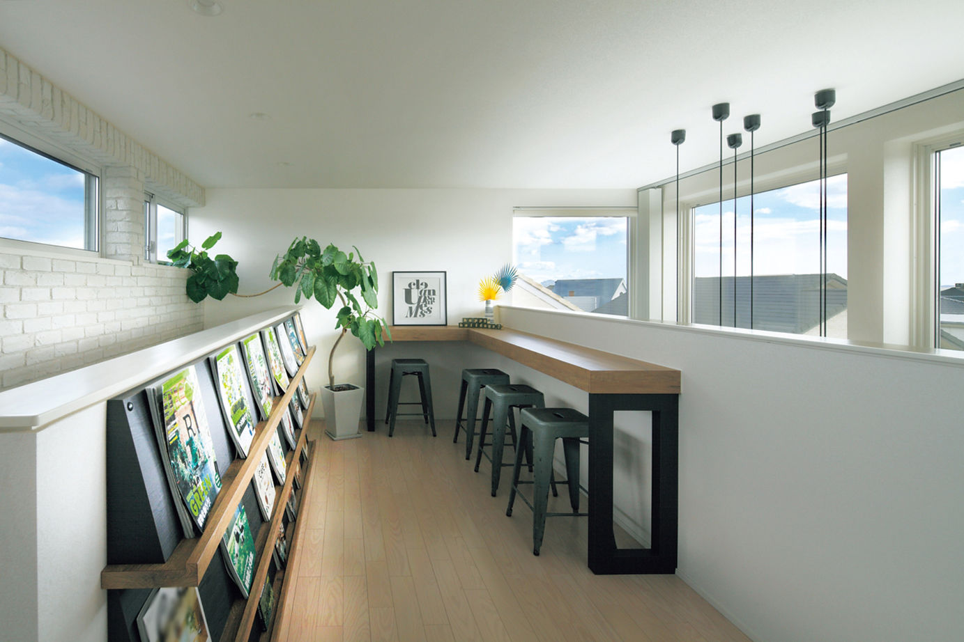 積水ハウス 【3階建て/重量鉄骨造/間取り有】ダイナミックな吹き抜けが見どころの、つながりを大切にした大空間の家の建築実例画像4