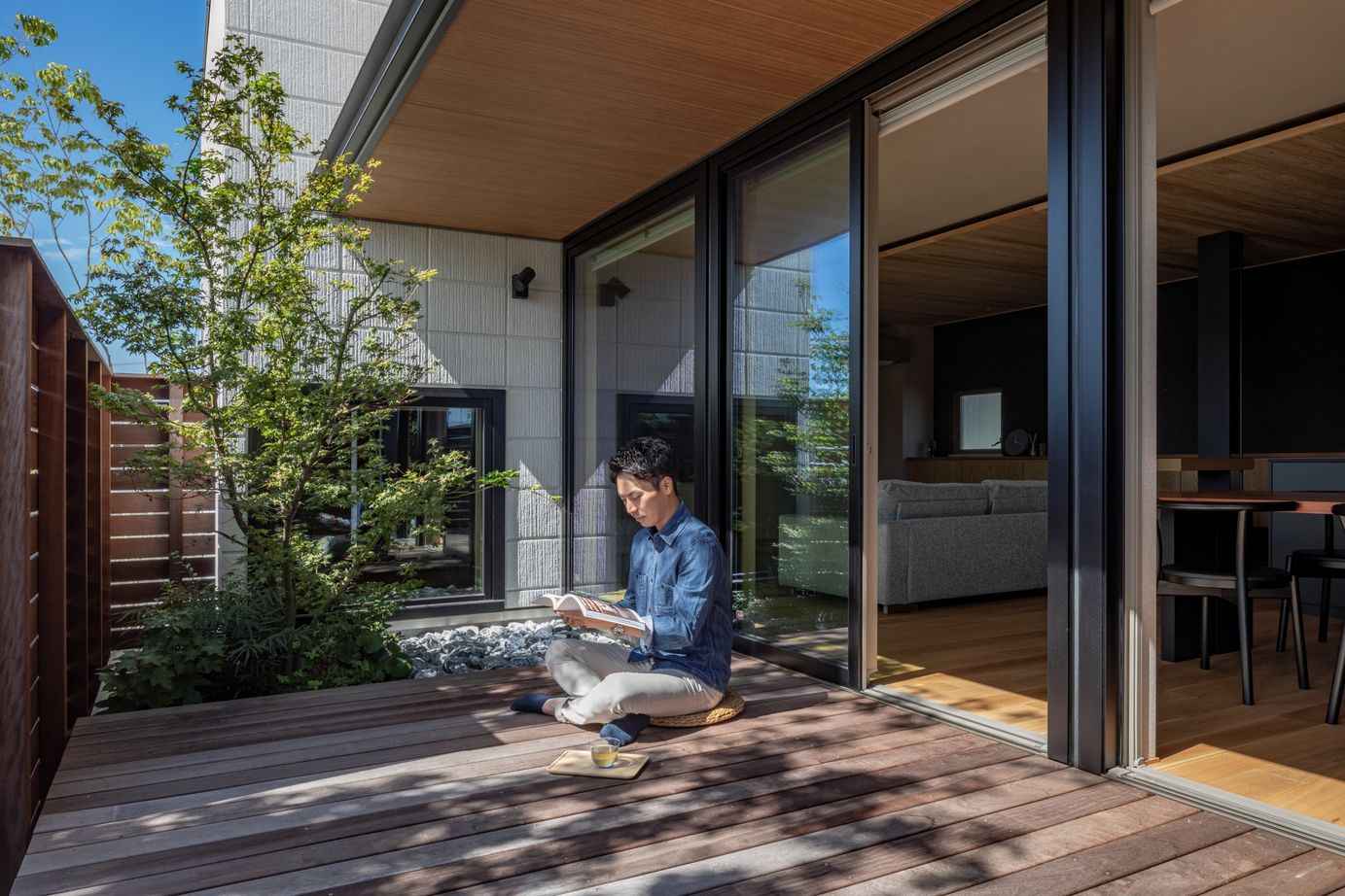 積水ハウス 【大空間/開放感/高気密・高断熱】大開口でウッドデッキとつながる、豊かな自然を満喫できる住まいの建築実例画像4