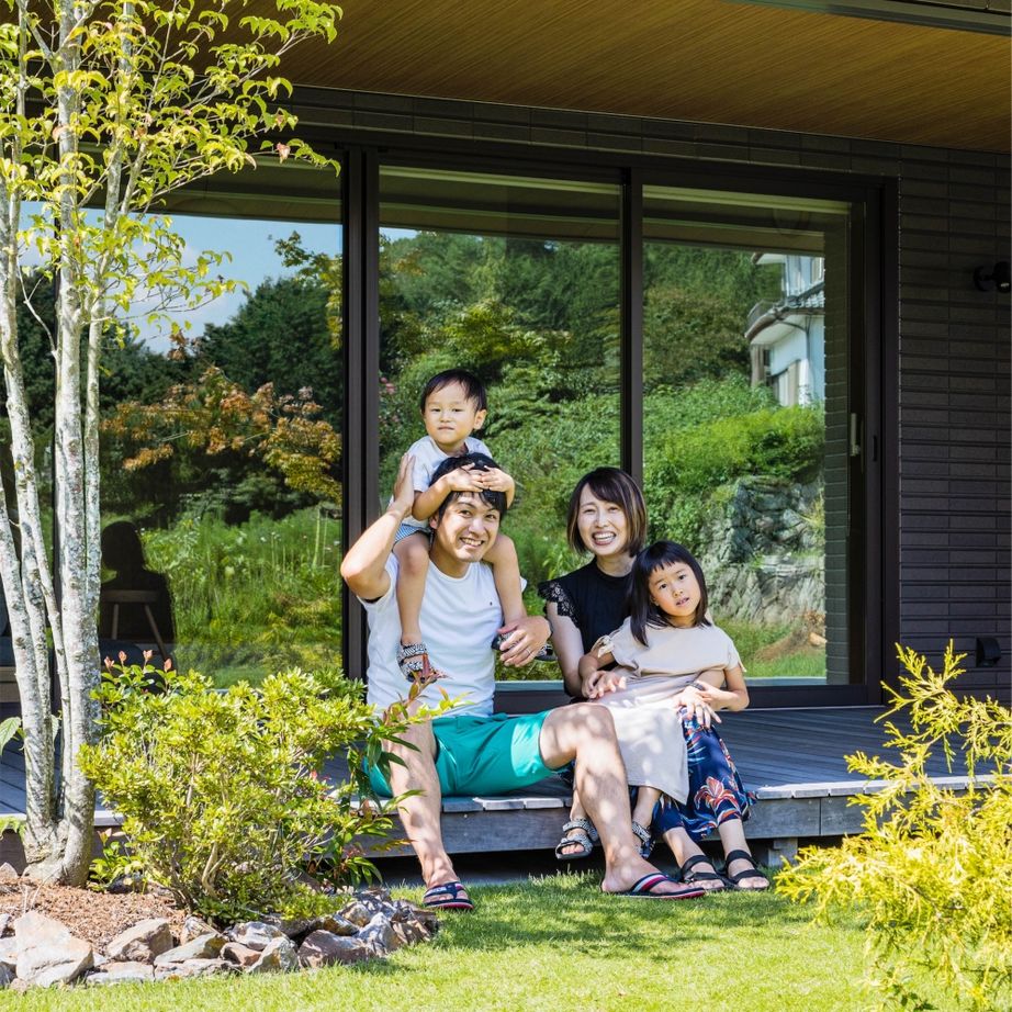 積水ハウス 【高気密・高断熱/大空間/間取り有】大開口でウッドデッキとつながる豊かな自然に溶け込む平屋の住まいの建築実例画像12