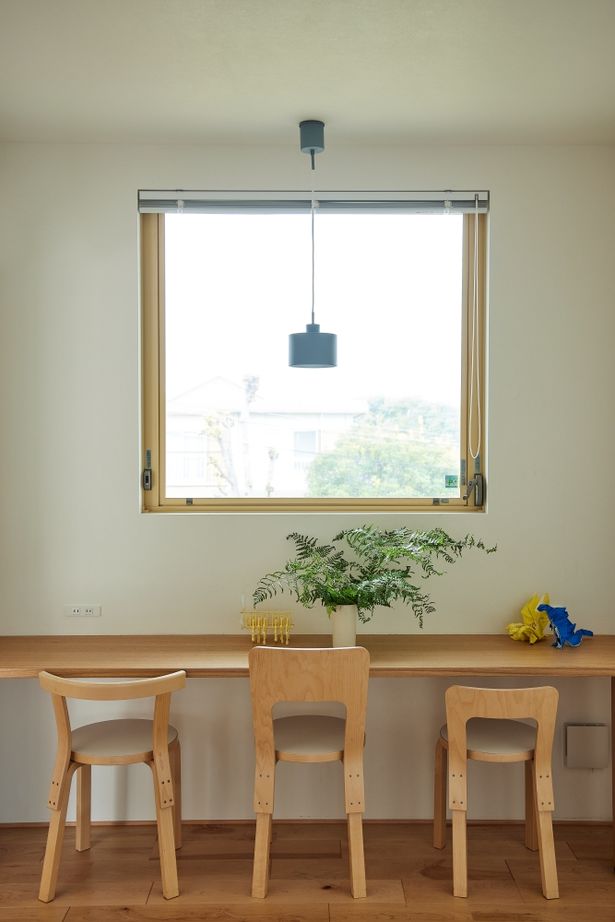 積水ハウス 【大空間・大開口/間取り有】余白が暮らしの豊かさを生む、三角天井の平屋の住まいの建築実例画像8