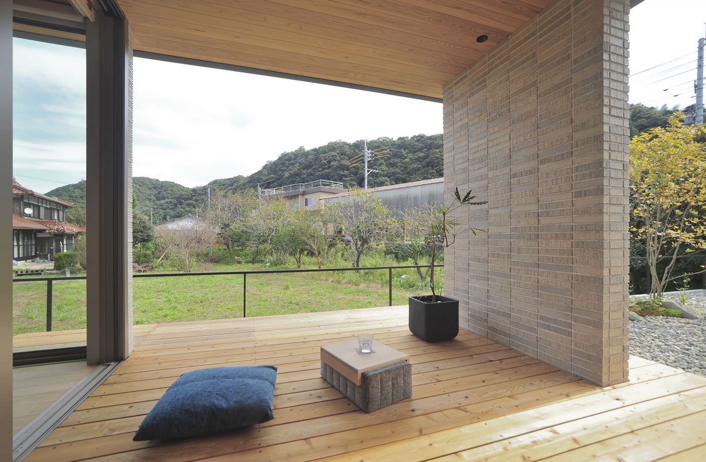 積水ハウス 【大空間大開口/家事ラク】必要な場所につくった収納が大活躍。無垢材など自然素材の心地よさを味わえる家の建築実例画像5