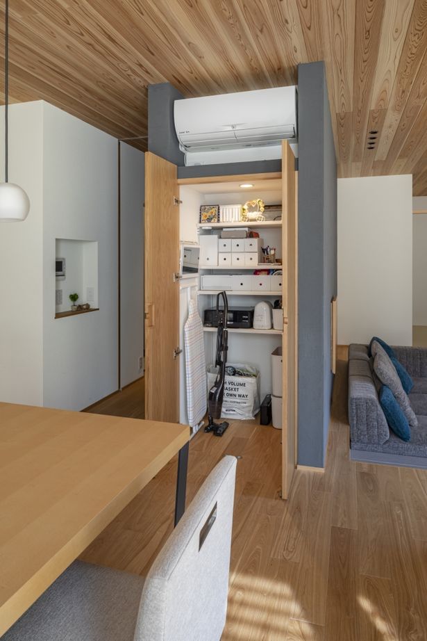 積水ハウス 【大空間大開口/家事ラク】必要な場所につくった収納が大活躍。無垢材など自然素材の心地よさを味わえる家の建築実例画像10