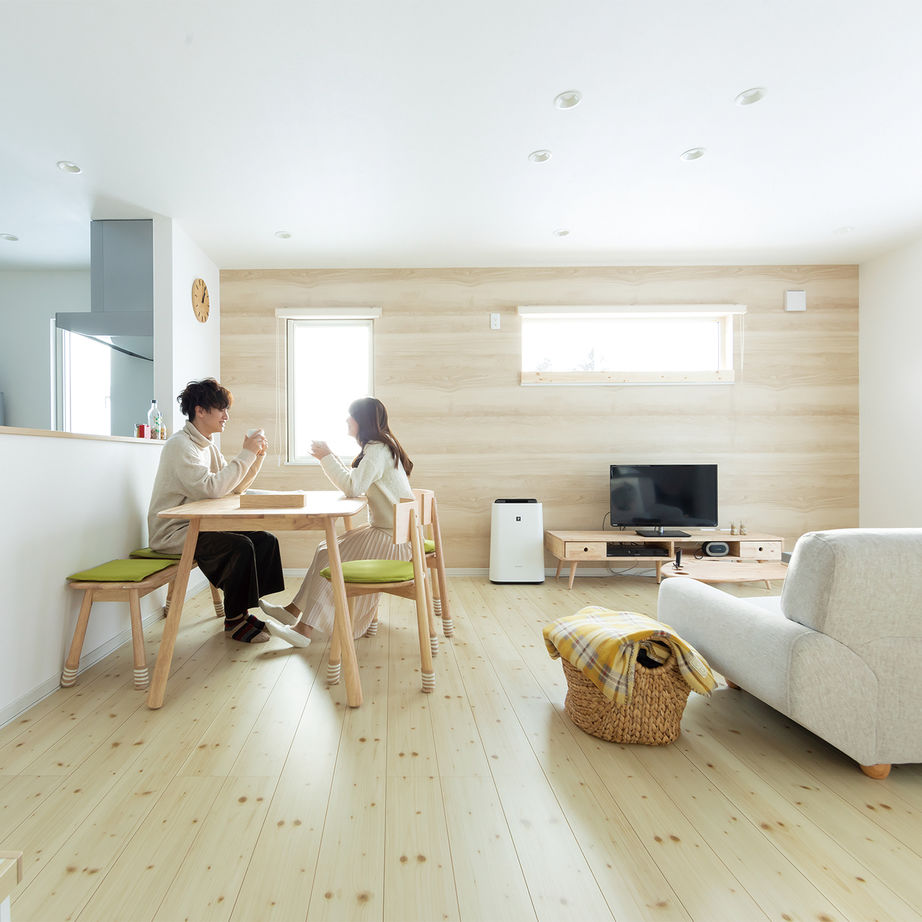 北海荘建 【4LDK/狭小地/全室床暖房/間取り図有】限られた予算内で将来を見据えた間取りに！回遊動線も実現♪の建築実例画像