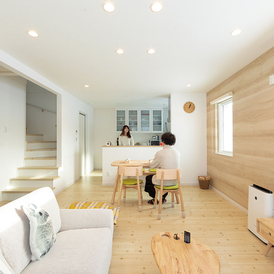 北海荘建 【4LDK/狭小地/全室床暖房/間取り図有】限られた予算内で将来を見据えた間取りに！回遊動線も実現♪の建築実例画像4