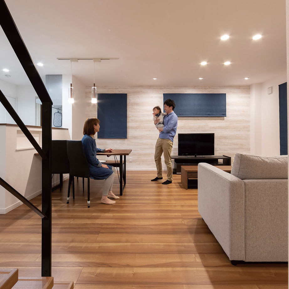 北海荘建 【4LDK/シンプルモダン/全室床暖房/間取り図有】予算内で小上がり和室、吹抜階段などこだわりを実現！の建築実例画像2