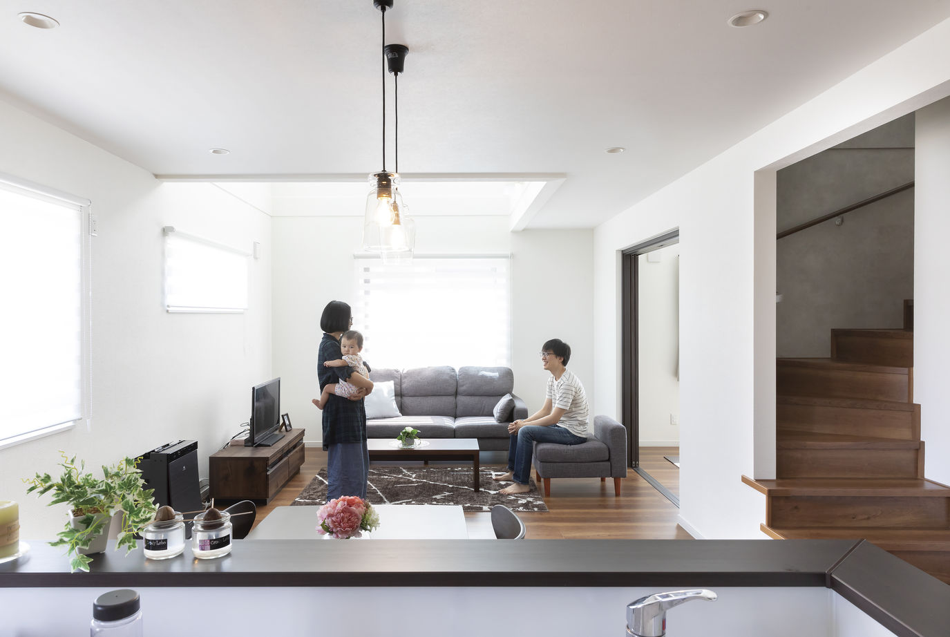 北海荘建 【4LDK/吹抜/全室床暖房/間取り図有】親子２代が選んだ会社♪カフェ風キッチンで会話も弾む♪の建築実例画像6