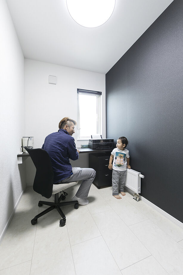 北海荘建 【札幌市/4LDK/30坪台/全室床暖房/間取り図有】景観に合わせた提案。子どもがすくすくと育つ家の建築実例画像4