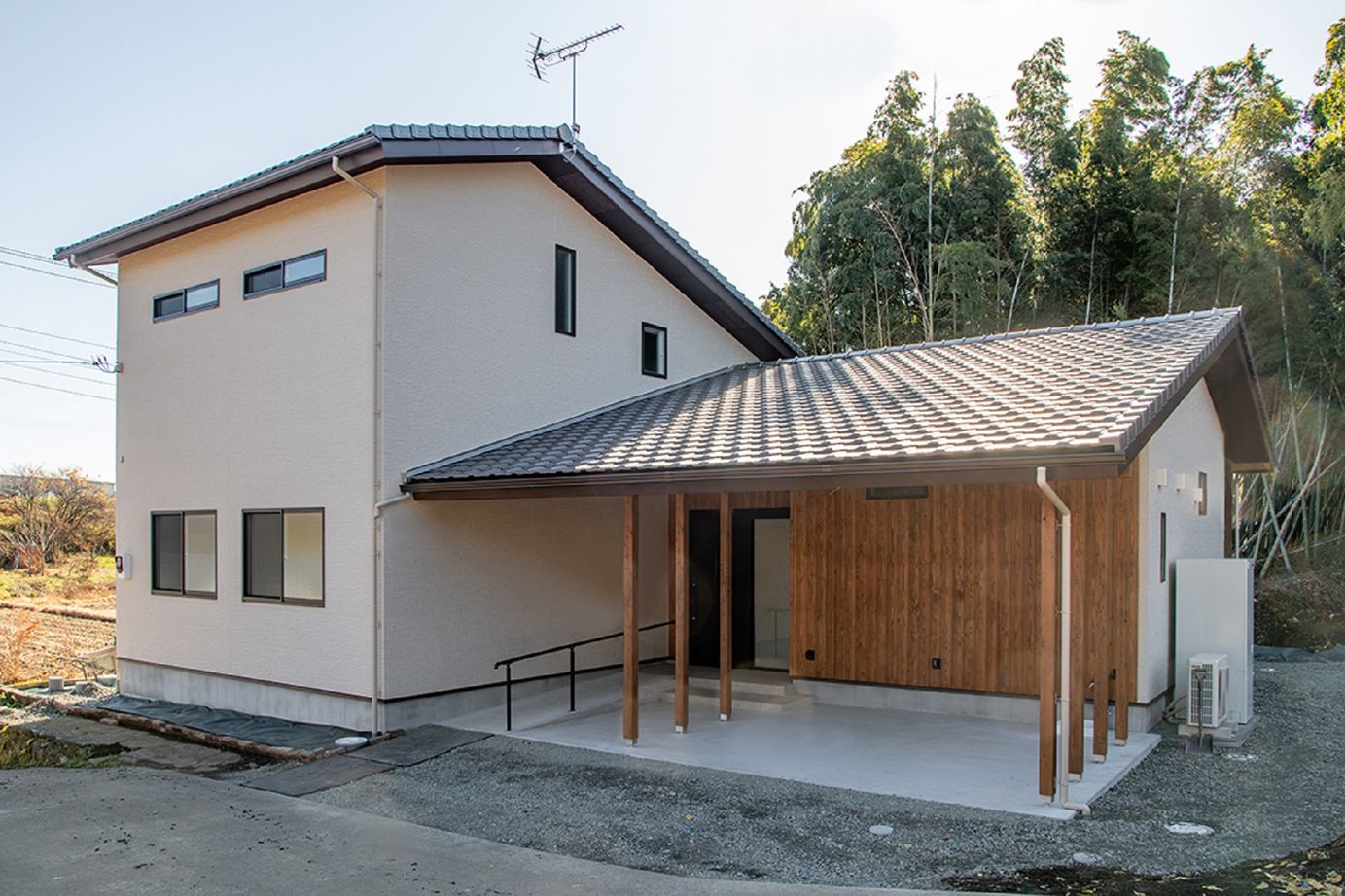 モックの家／草処建設(くさどころけんせつ) 【桐生市｜2階建て│約48坪】将来の住み心地を見据えた、安心バリアフリー設計の住まいの建築実例画像