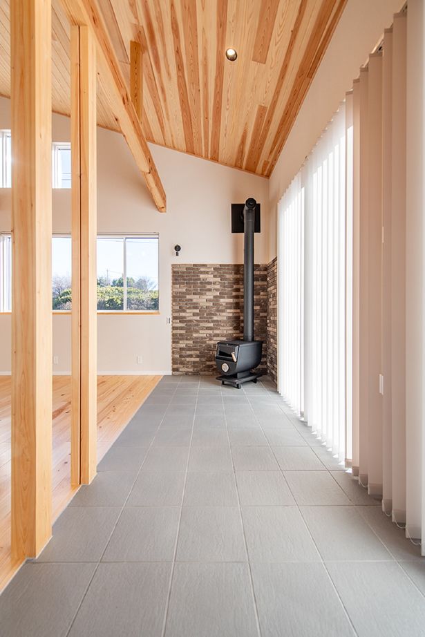 モックの家／草処建設(くさどころけんせつ) 【桐生市｜2階建て│約48坪】将来の住み心地を見据えた、安心バリアフリー設計の住まいの建築実例画像4