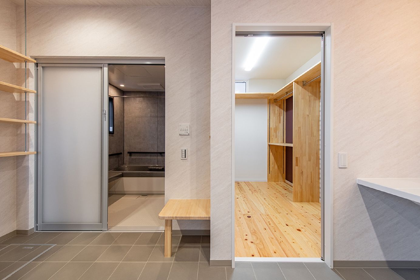 モックの家／草処建設(くさどころけんせつ) 【桐生市｜2階建て│約48坪】将来の住み心地を見据えた、安心バリアフリー設計の住まいの建築実例画像9