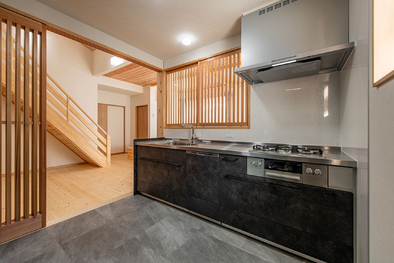 モックの家／草処建設(くさどころけんせつ) 【桐生市｜平屋│約32坪】木のぬくもりを感じながら猫と快適に暮らす家の建築実例画像5