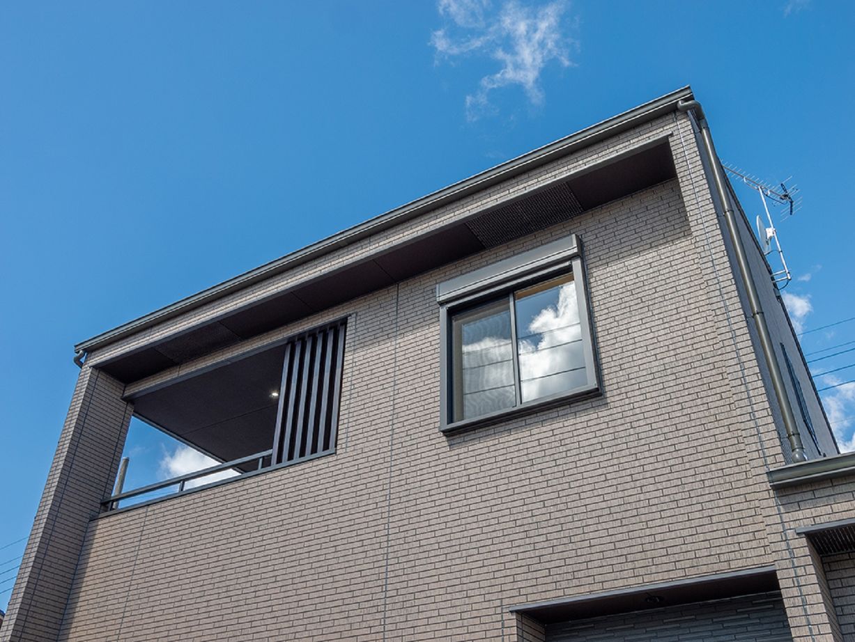 モックの家／草処建設(くさどころけんせつ) 【桐生市｜２階建て│43坪】木の温もりが心地よく、光をたくさん取り込んだ二世帯住宅の建築実例画像10