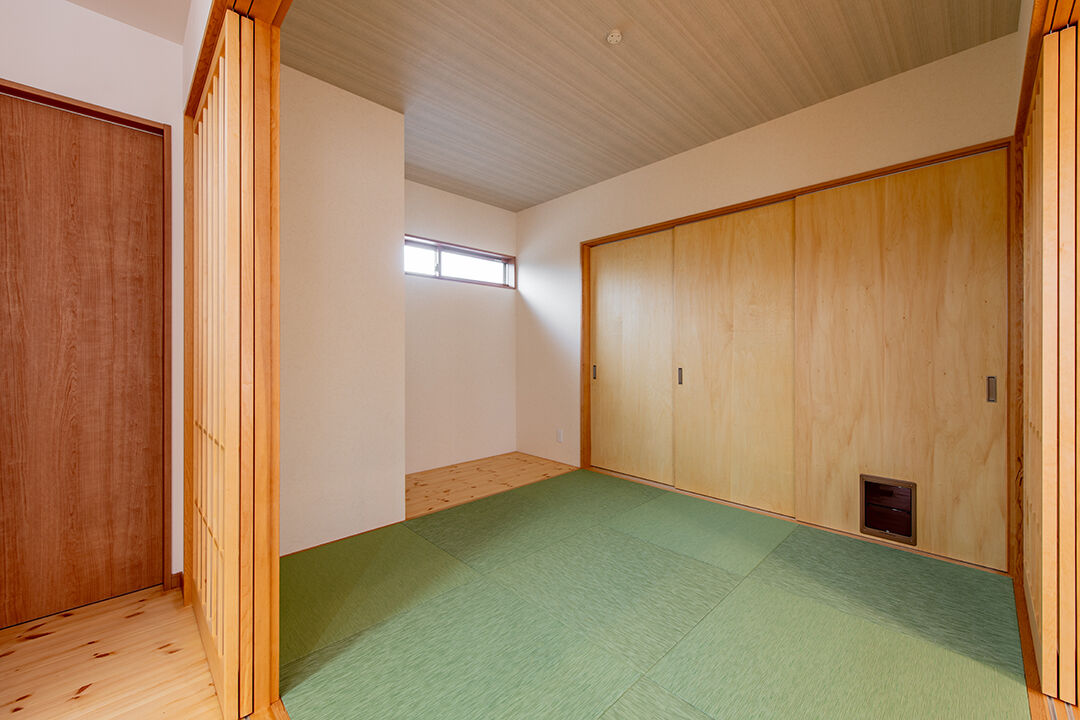 モックの家／草処建設(くさどころけんせつ) 【伊勢崎市｜平屋│25坪】愛犬と暮らす自然素材の平屋 ～造作多数・シンプルデザインの高性能住宅～の建築実例画像5