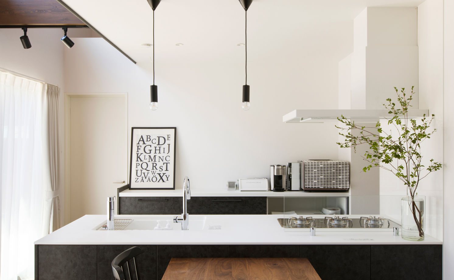 クラシスホーム 【1000万円台/36.9坪/平屋/スキップフロア/間取り図】重厚感のある外観と天井の高い開放的なリビングを実現の建築実例画像6