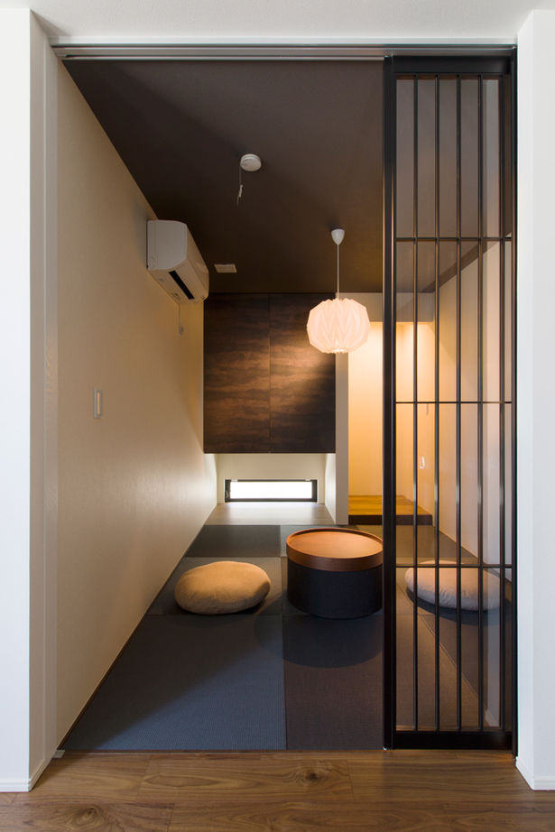 クラシスホーム 【1000万円台/36.9坪/平屋/スキップフロア/間取り図】重厚感のある外観と天井の高い開放的なリビングを実現の建築実例画像7